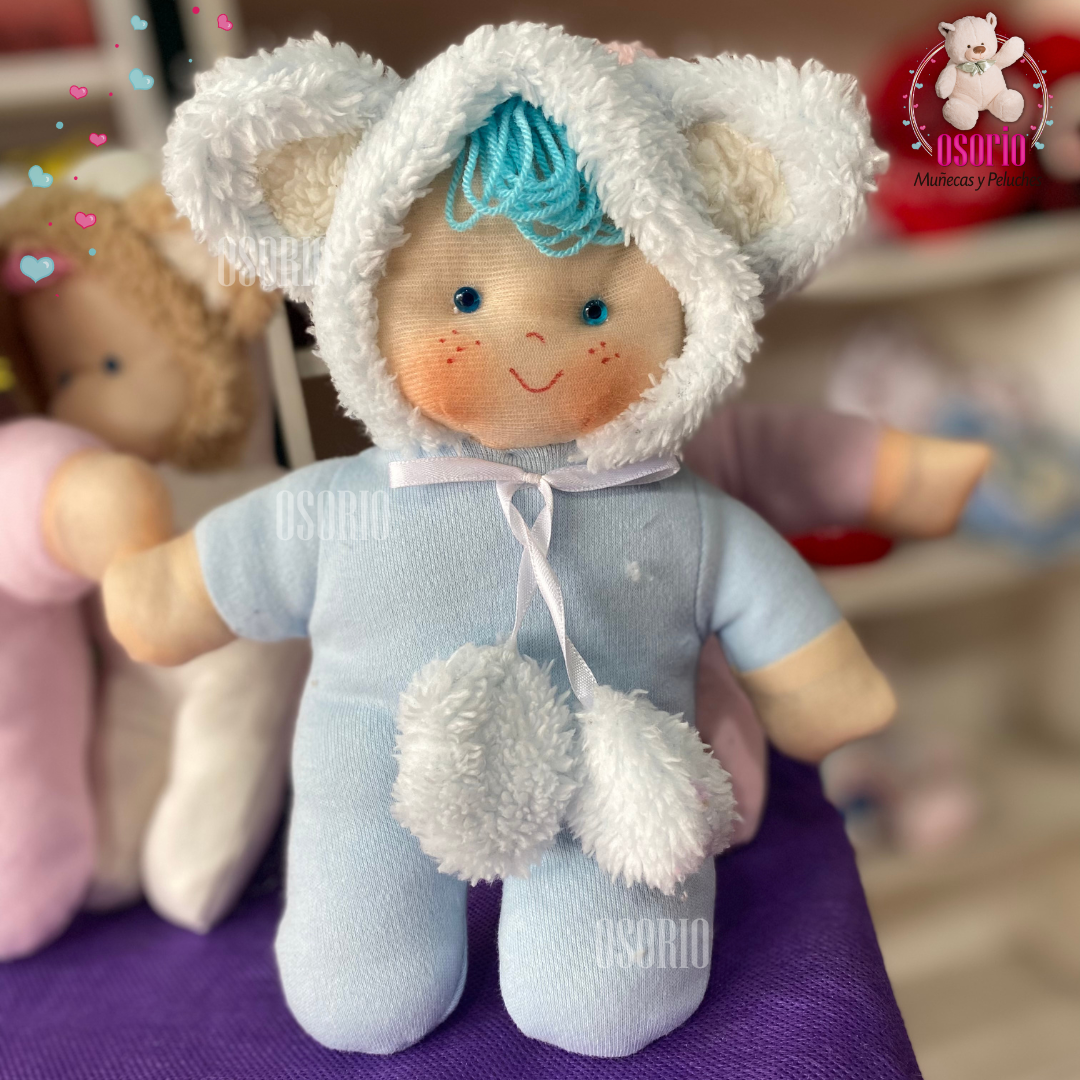 MUÑECA POMPOM 